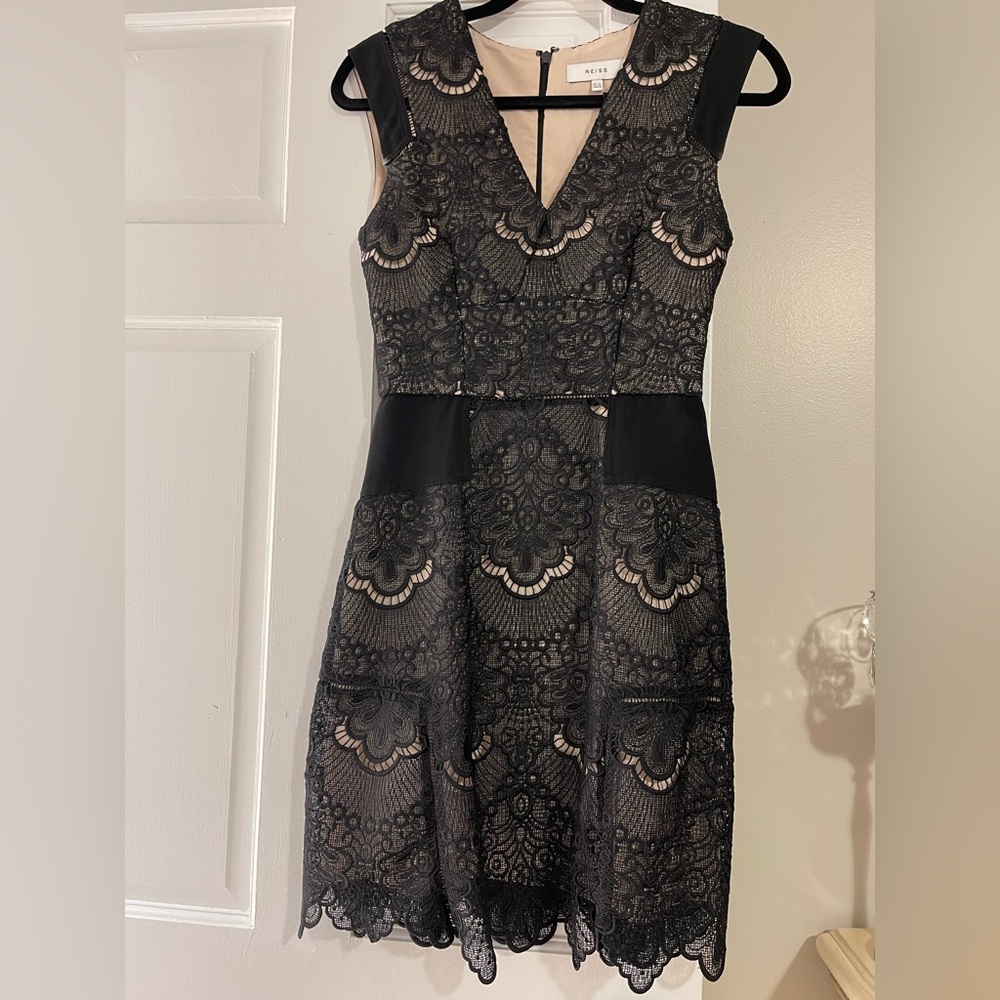 Reiss Black and Tan Sheath Midi Dress V-Neck Sleeveless Cocktail
